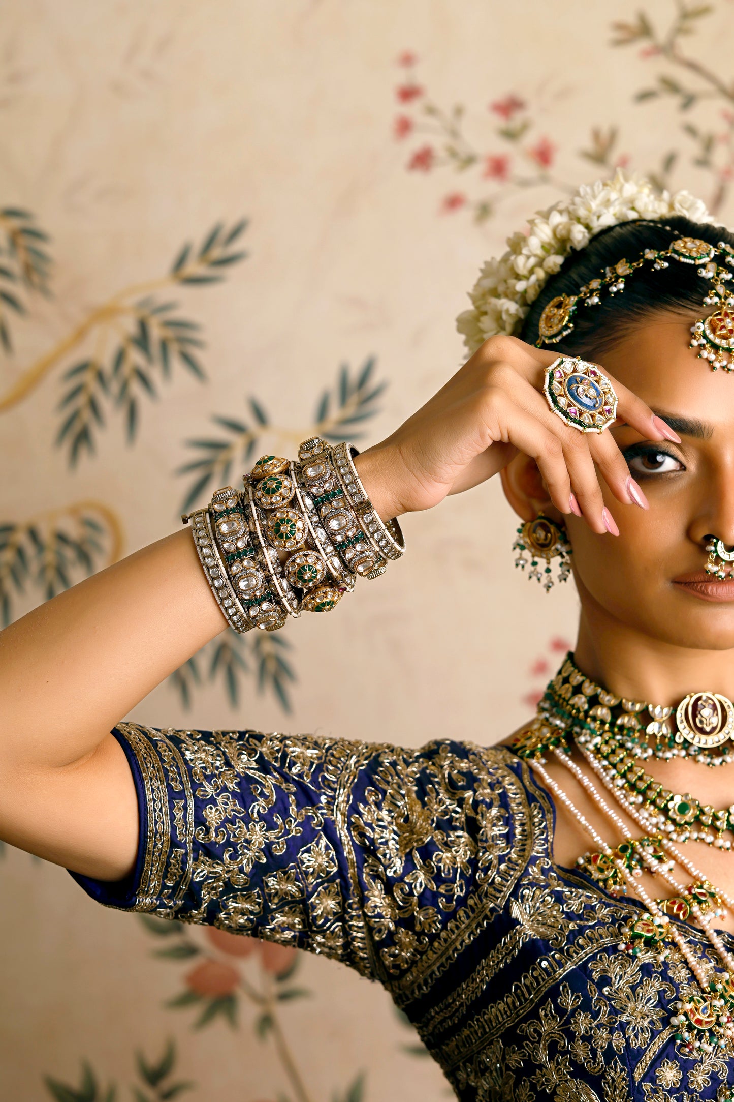 Rajsi Kundan Choker Necklace Nose Ring Set