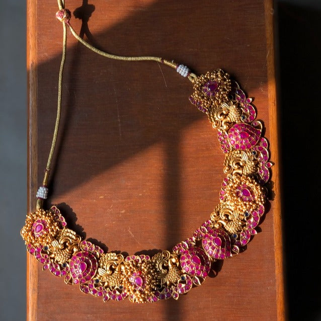 The Meerhra Temple Pink Necklace Set
