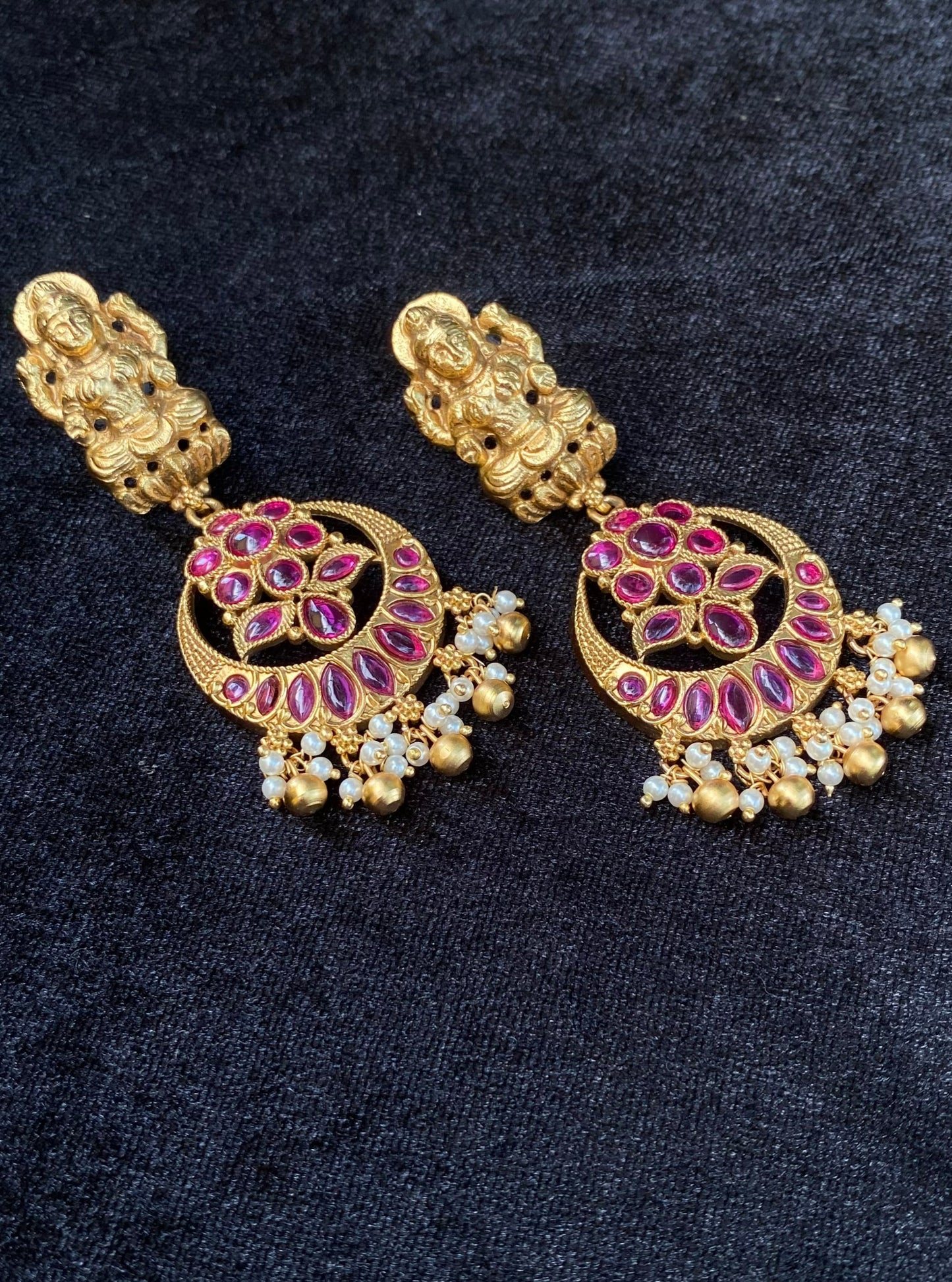 Lakshmi gold necklace