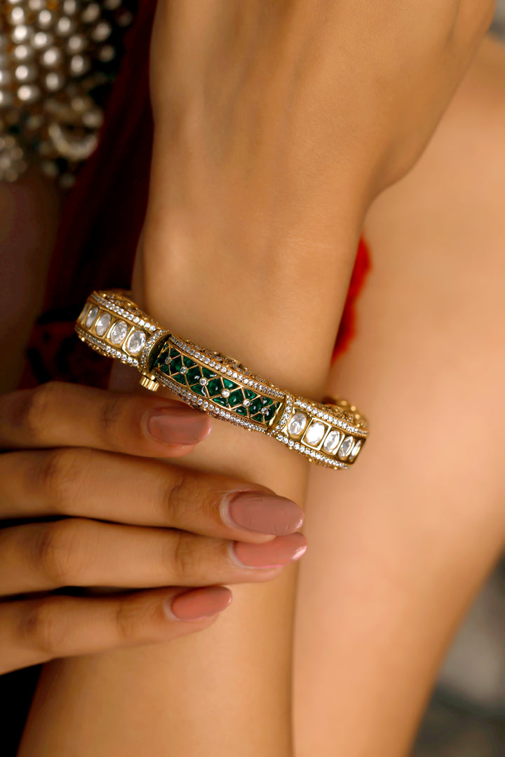 Nora Moissanite Polki Bangle
