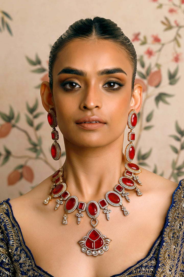Verdant Diamond Red Necklace