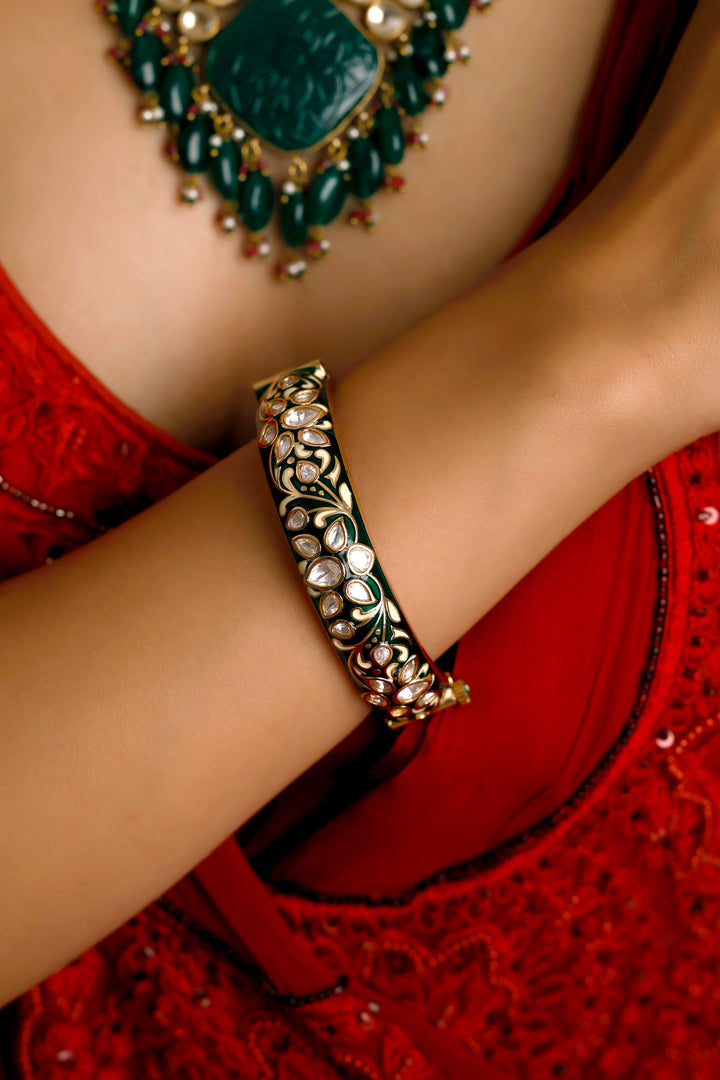 Azus Green Kundan Set