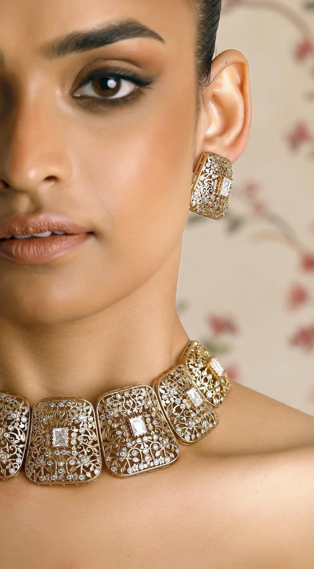 Gold Filigree necklace Set