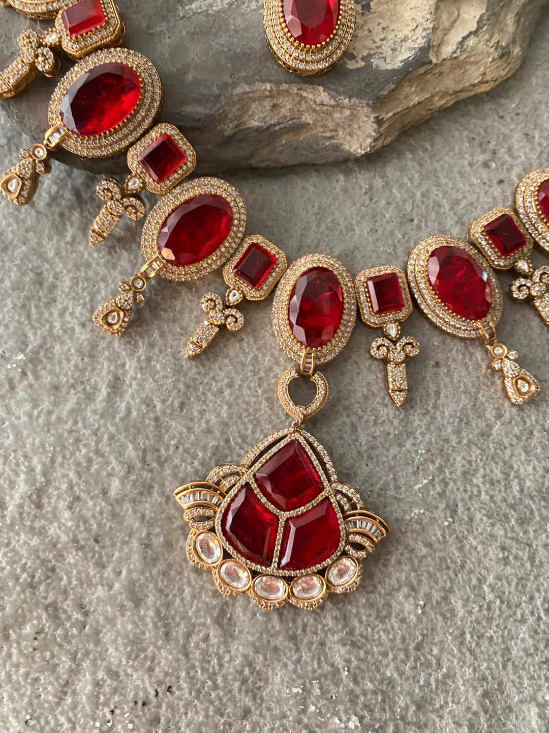 Verdant Diamond Red Necklace