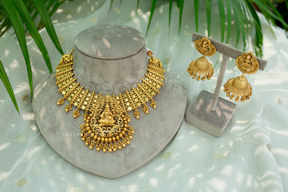 Temple gold necklace