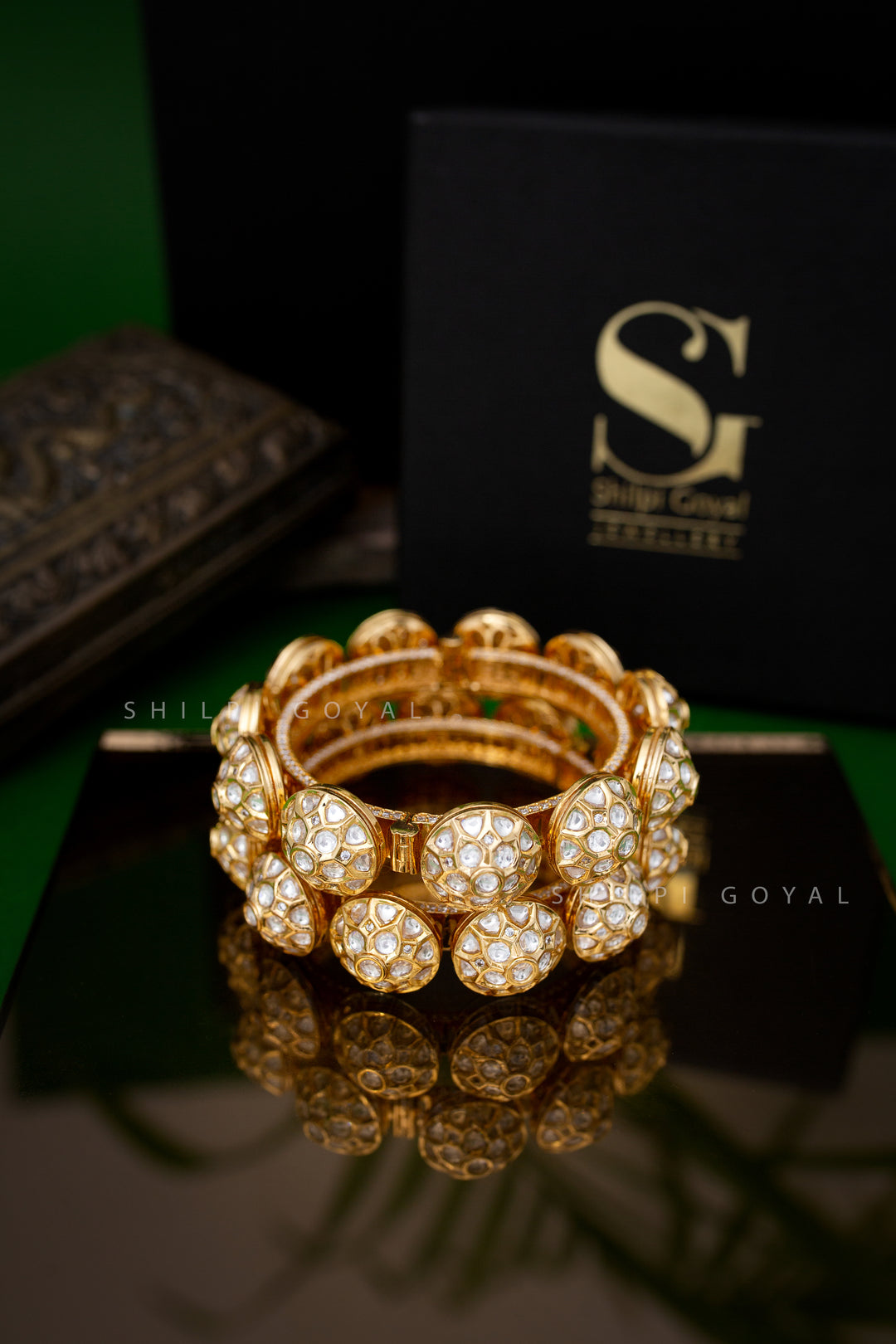 Gulrang polki Gold bangle(Single Piece)
