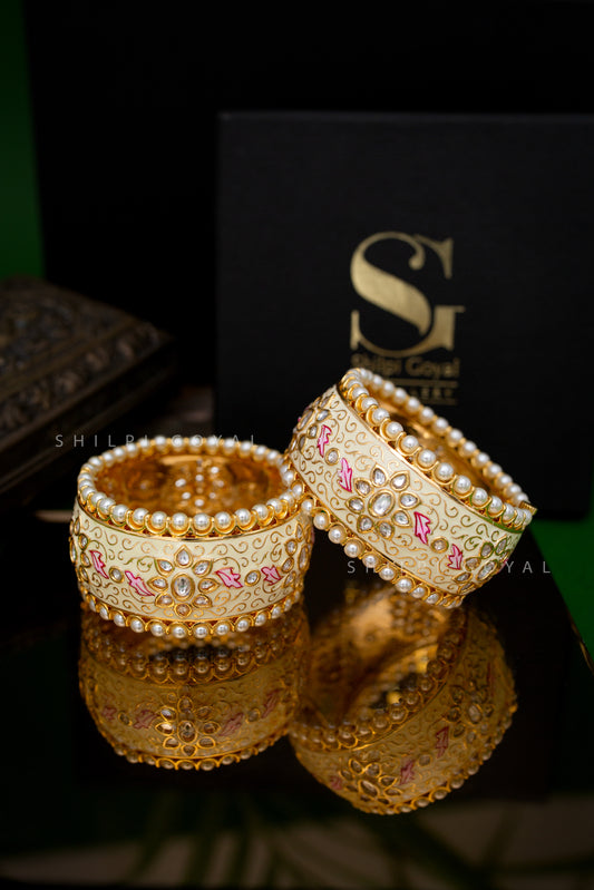 Meenakari polki bangle