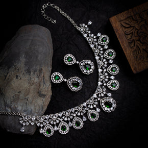 Diamond necklace set