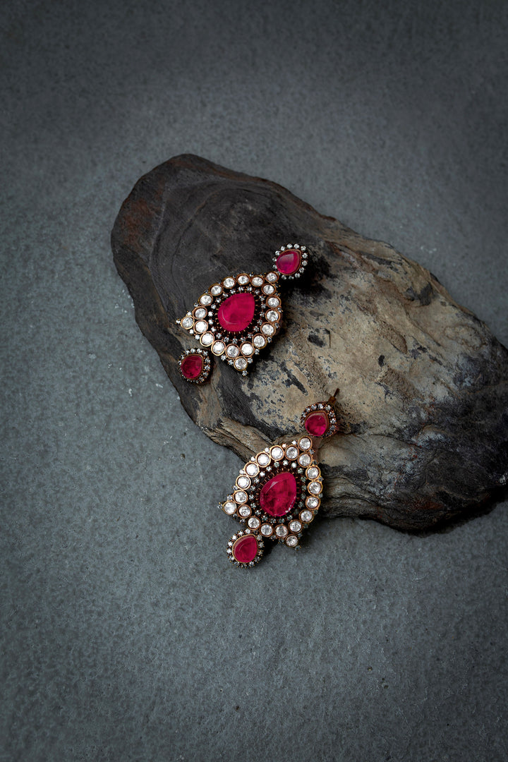 Inara Red Necklaces