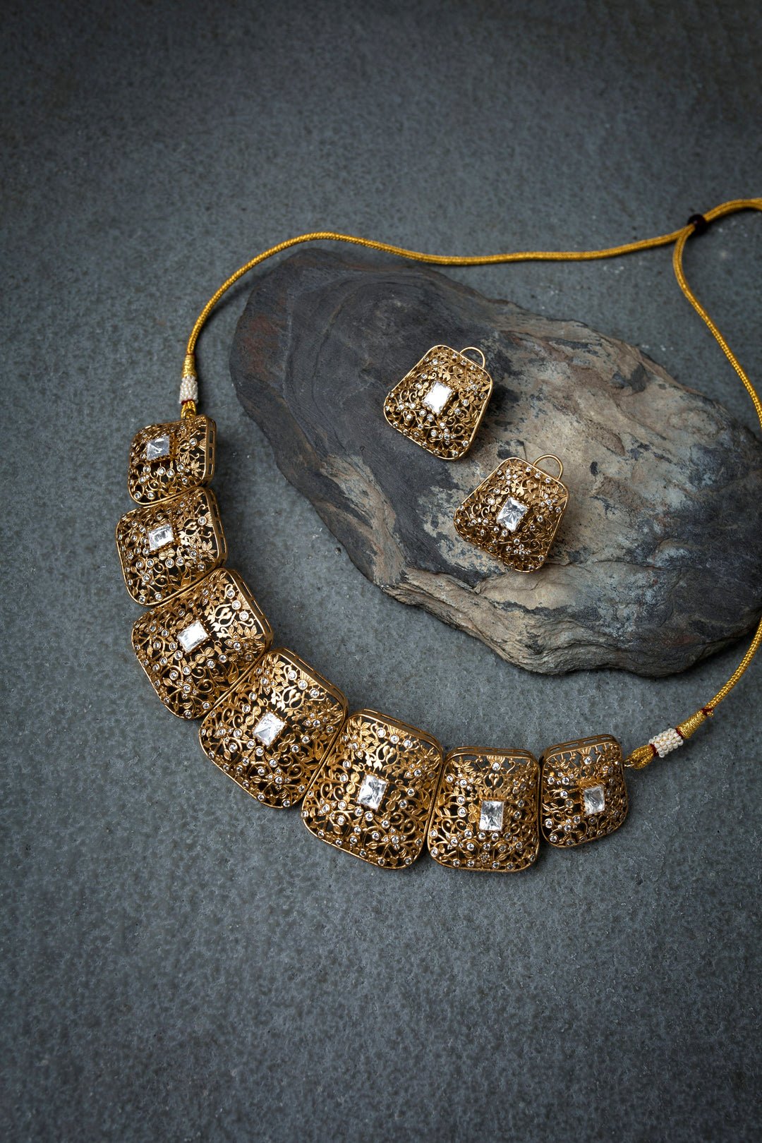 Gold Filigree necklace Set