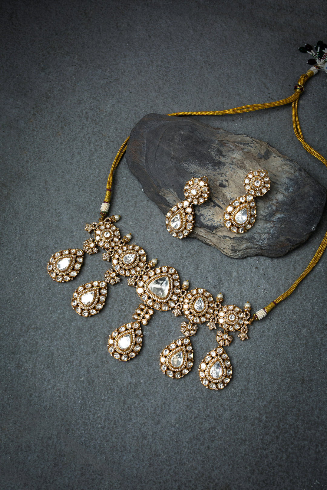 Inara White Polki Choker Set