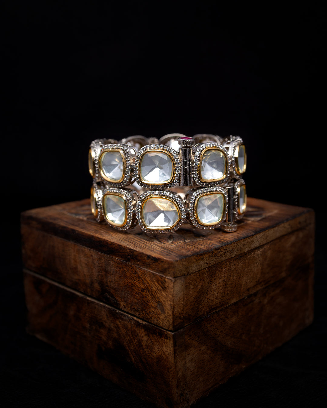 Verdant Polki Diamond bangle