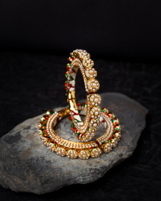 Jadau pearl bangle