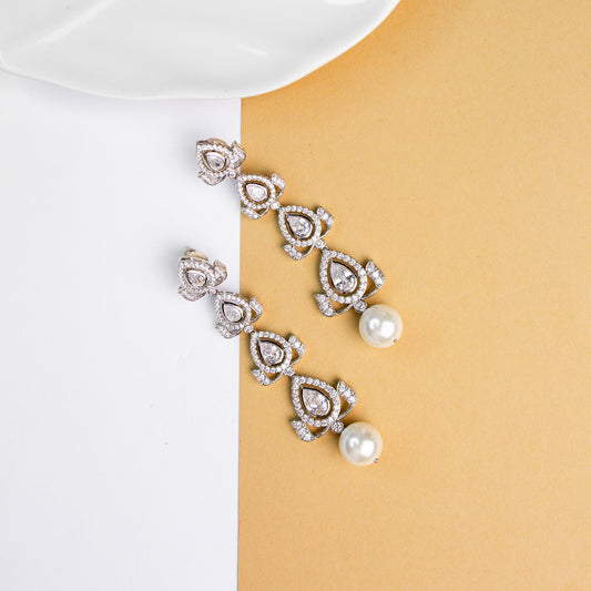 Diamond pearl earring