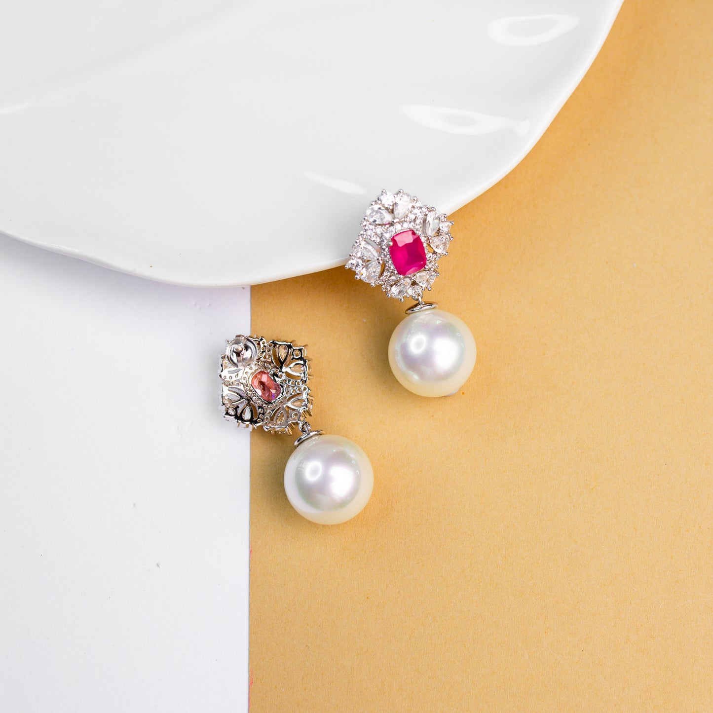 Diamond  pearl earring