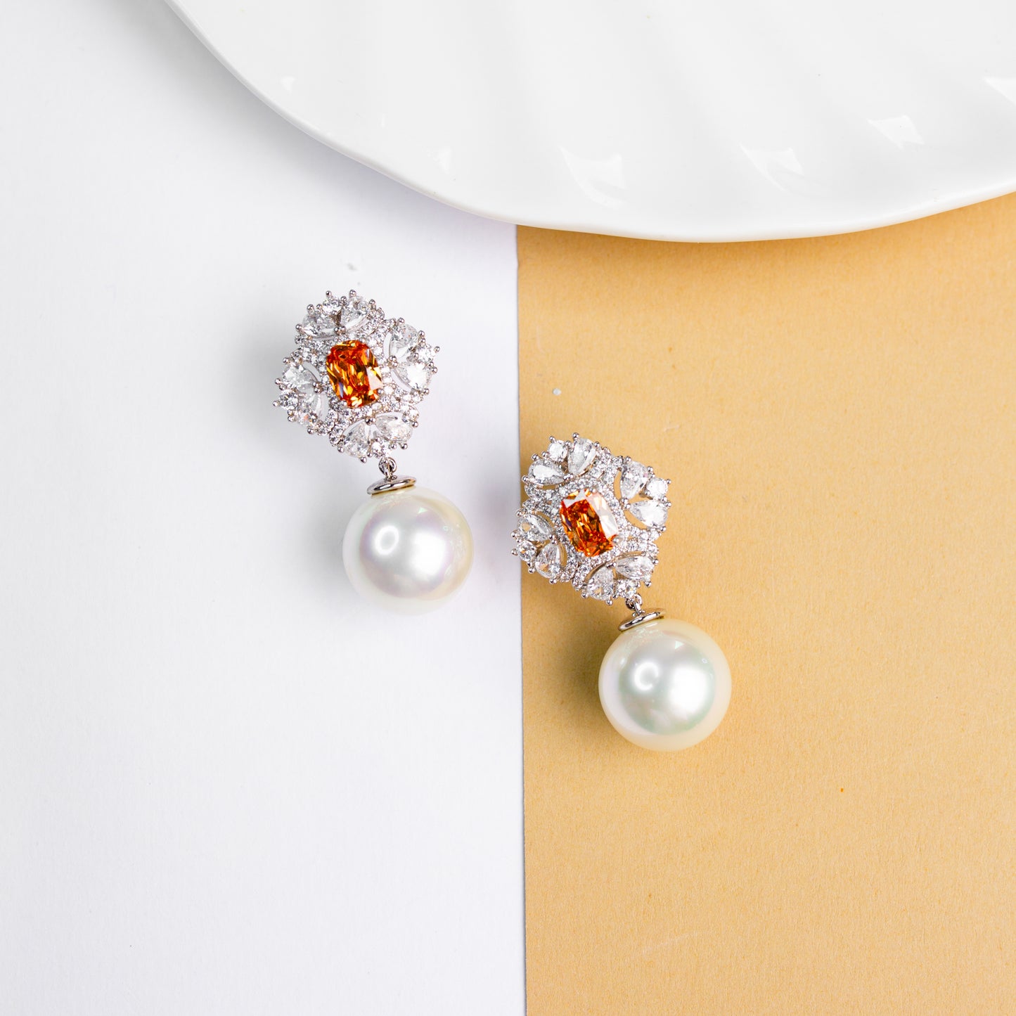 Diamond  pearl earring