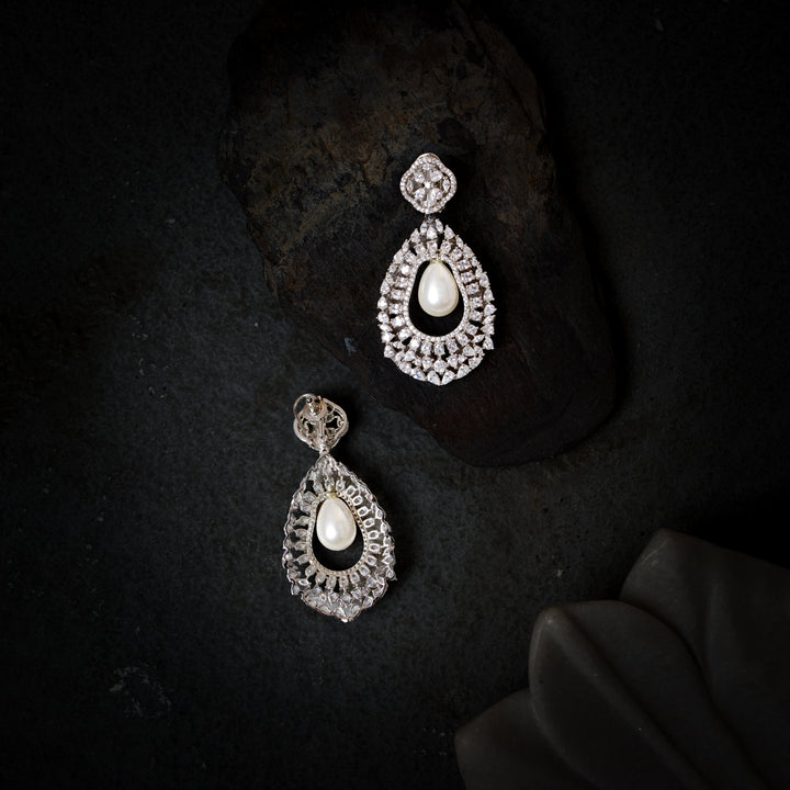 Zoha Pearl Diamond Earrings