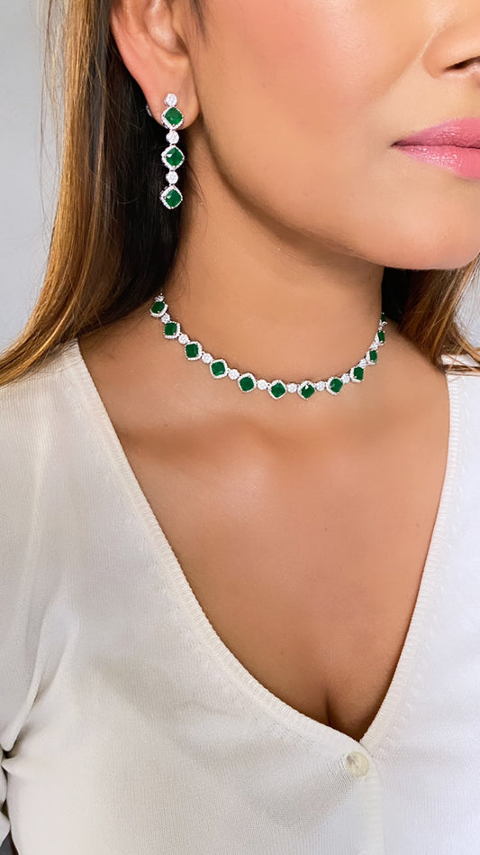 Green Doublet choker