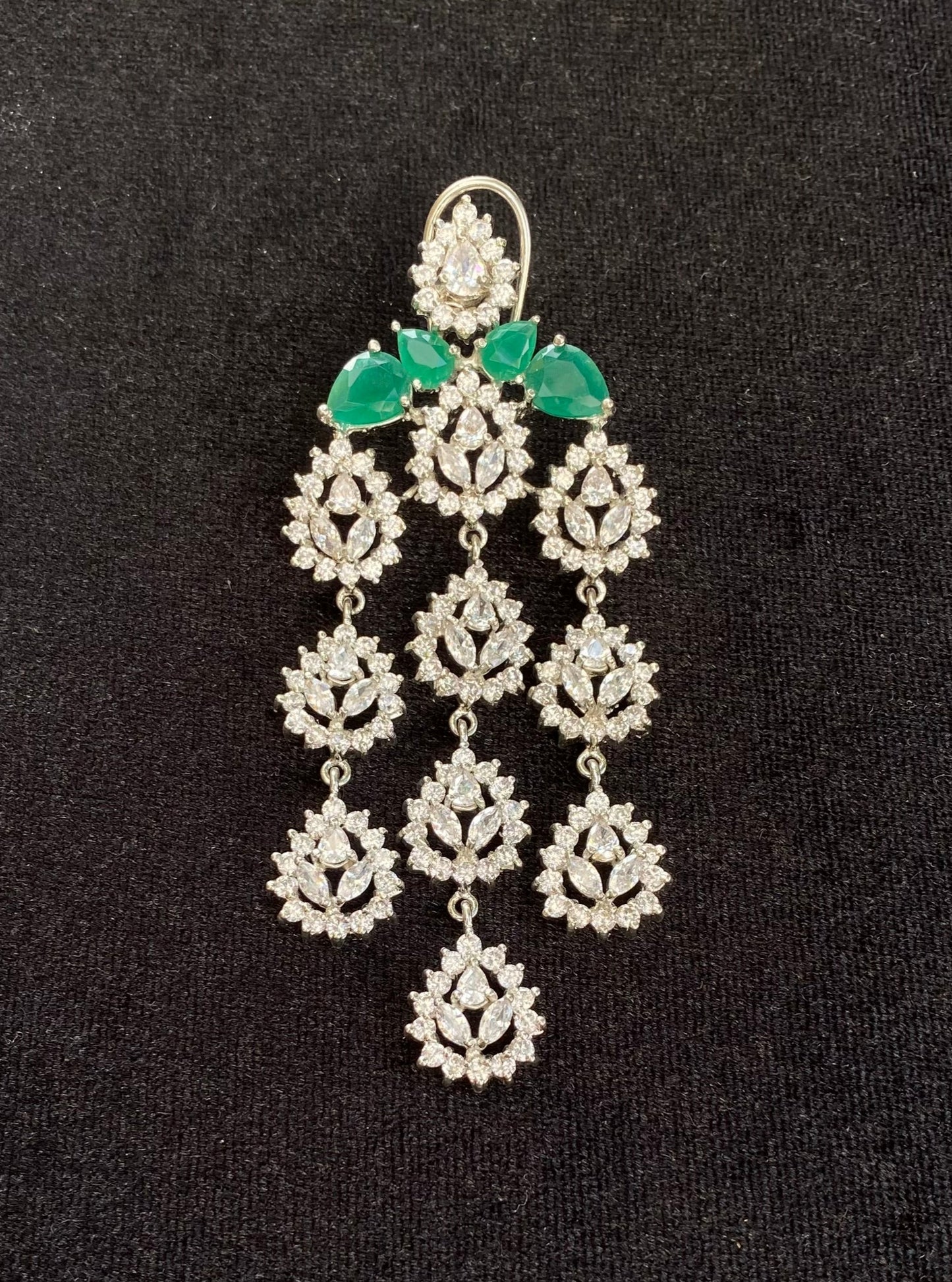 Emerald earring