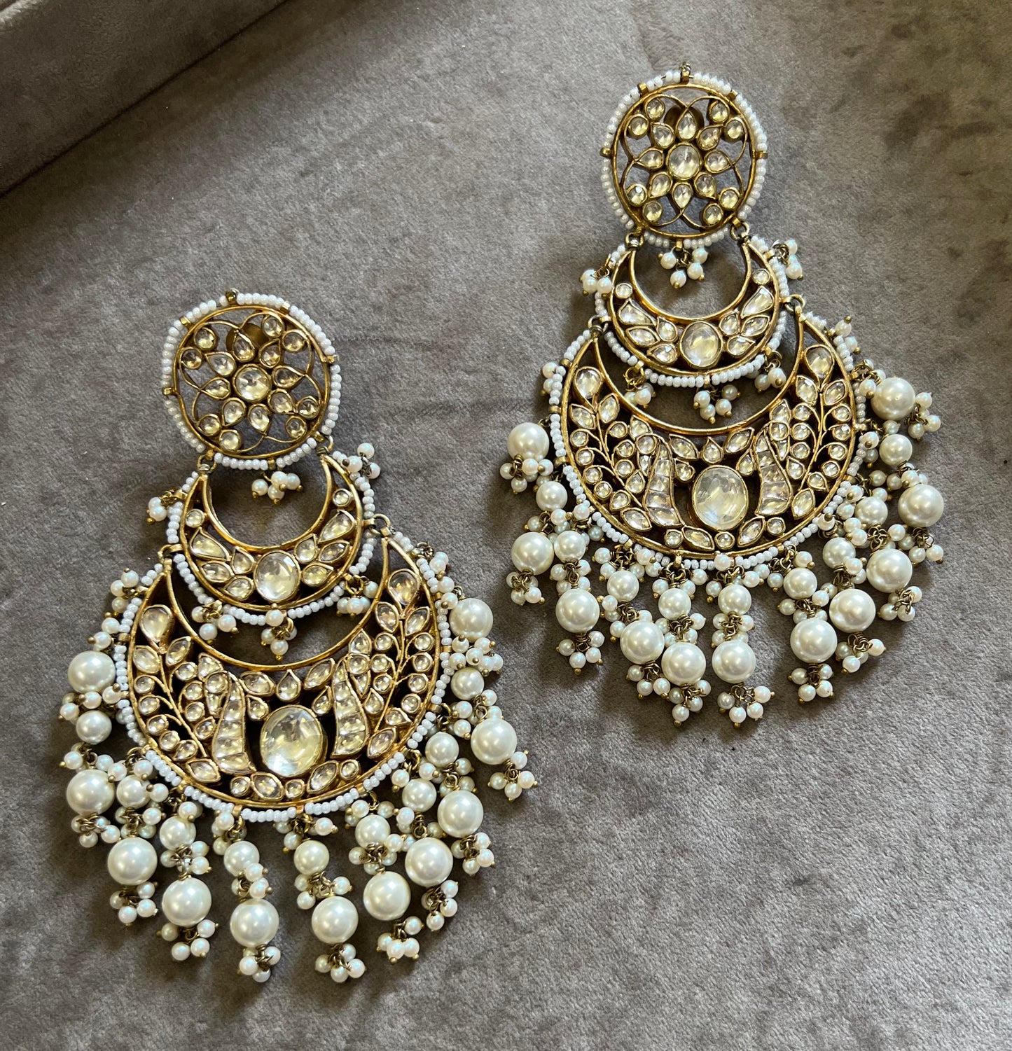 Avantika Chandbali Earring